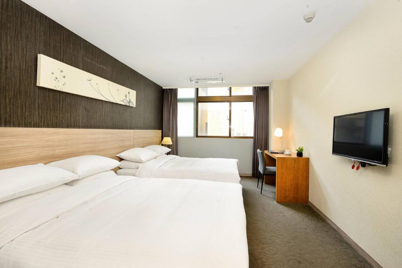 Beacon Hotel Taichung Exterior foto